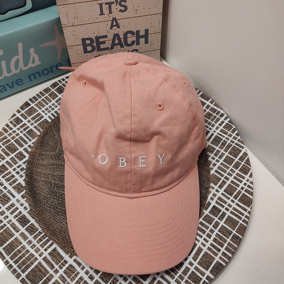🍧 EUC OBEY Brand Unisex Wear Cotton Blend Adjustable Baseball Cap, Baby Pink - Picture 1 of 6